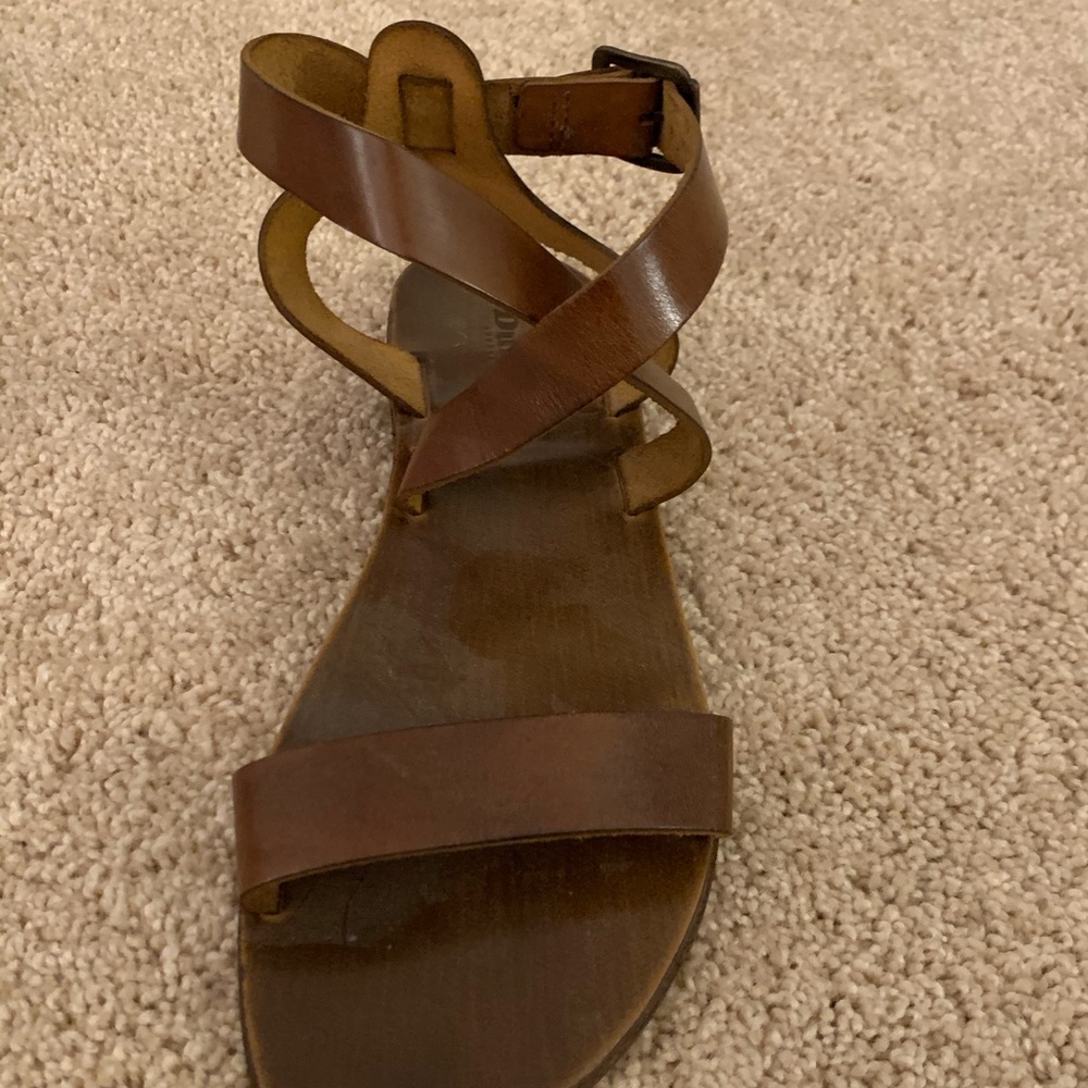 Dark brown sandals - Picture 2 of 3